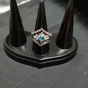 5/$20**Size 9 Triple Layer Silver Colored Fashion Ring